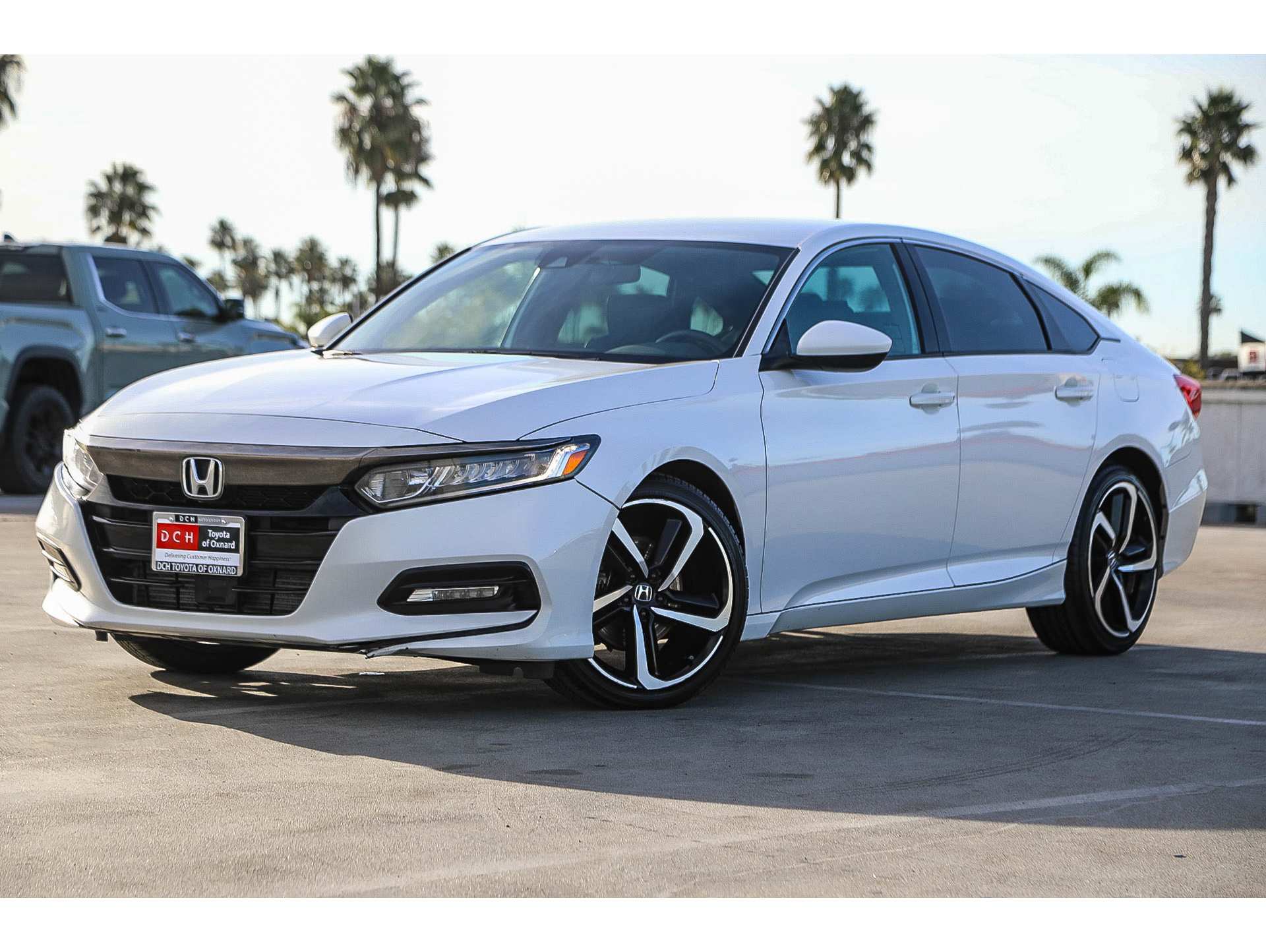 2018 Honda Accord Sport's photo