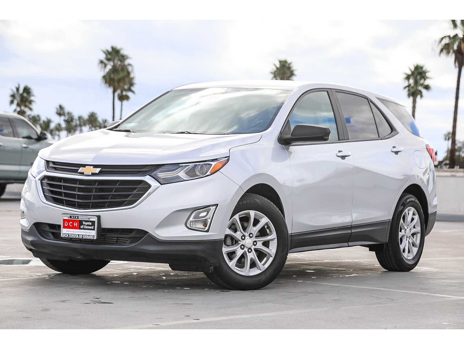 2021 Chevrolet Equinox LS's photo