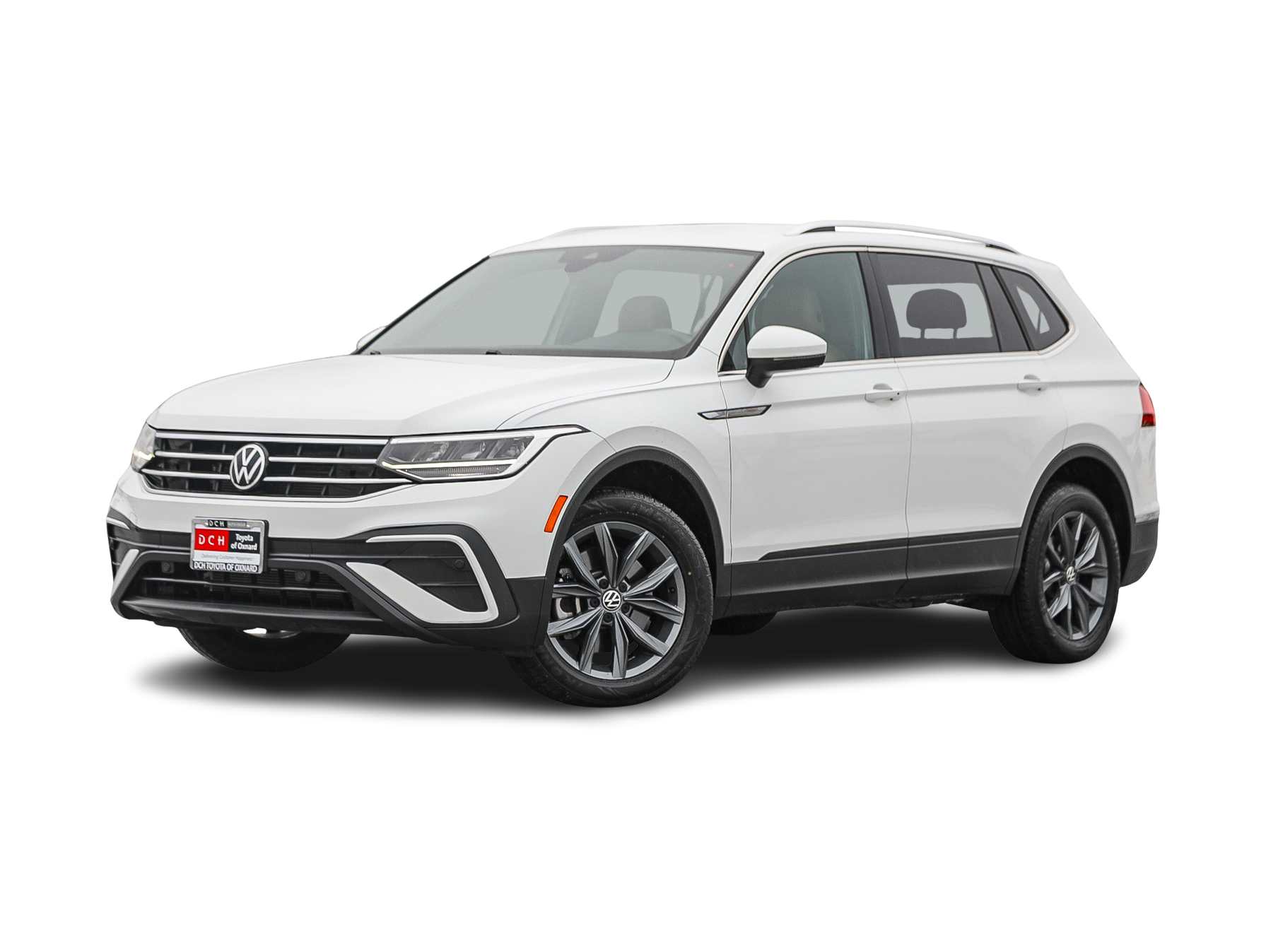 Thumbnail: 2022 Volkswagen Tiguan - 1
