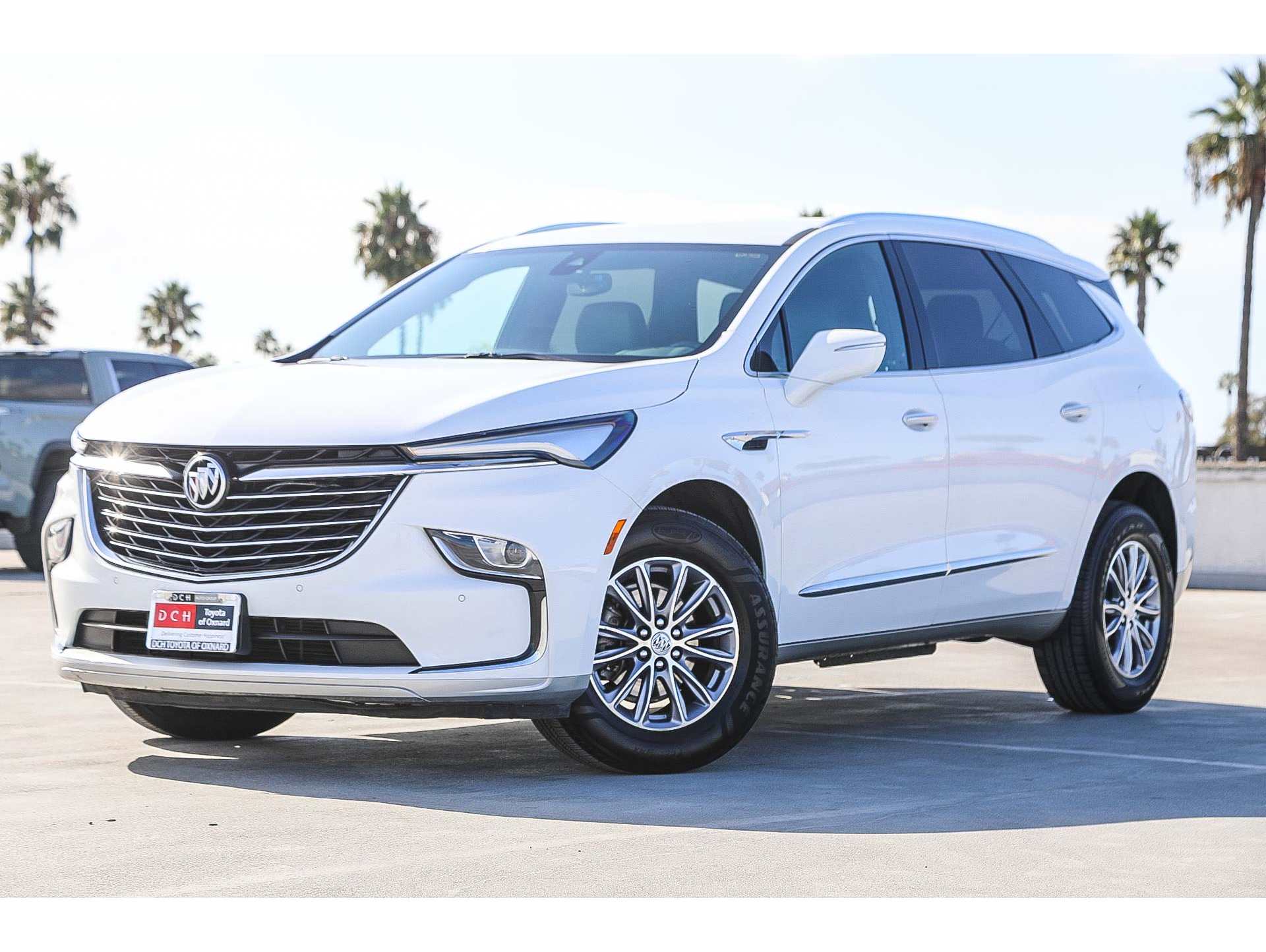 2023 Buick Enclave Essence's photo