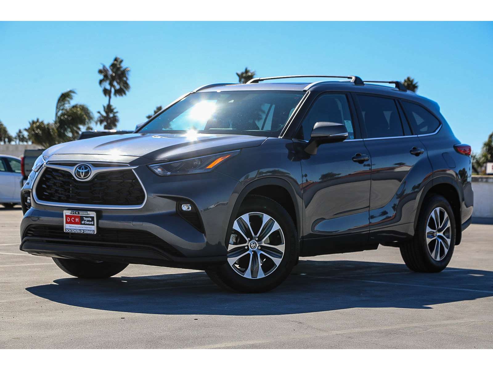 2023 Toyota Highlander XLE's photo