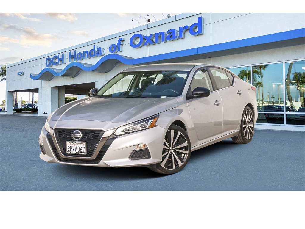 2022 Nissan Altima SR