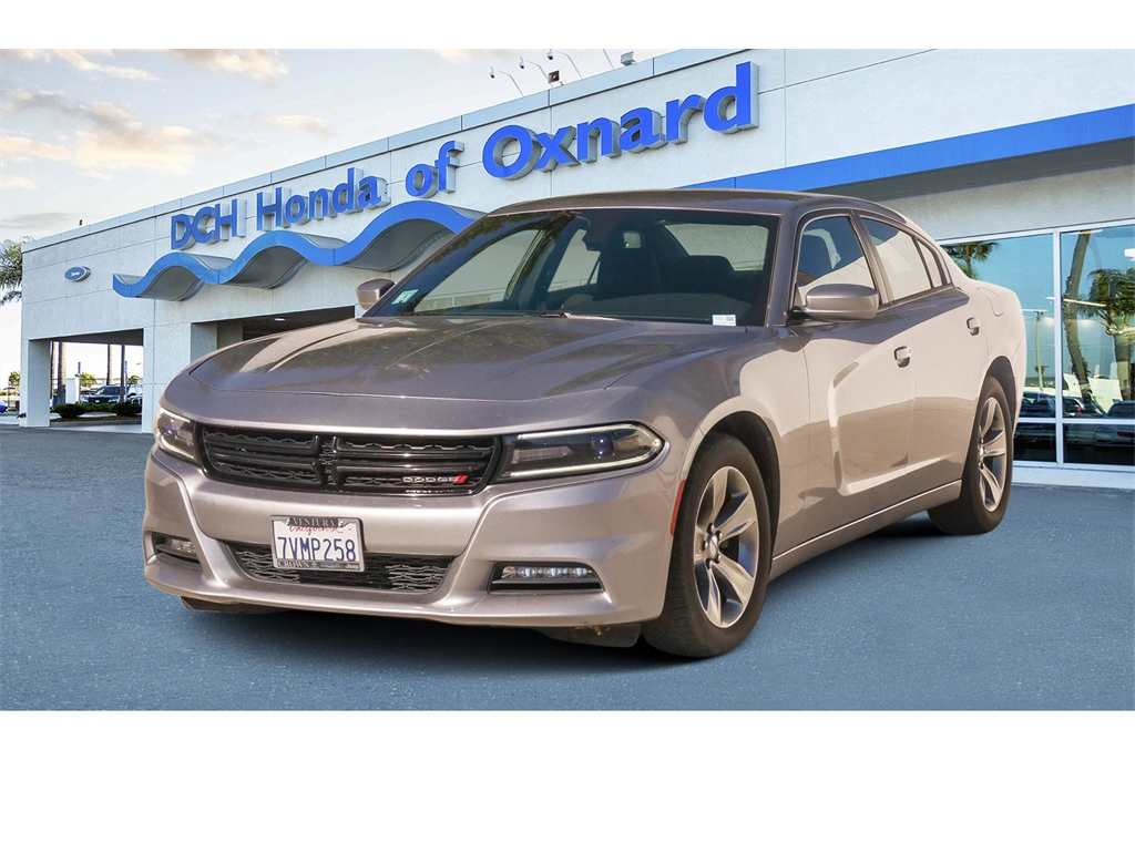 2017 Dodge Charger SXT's photo