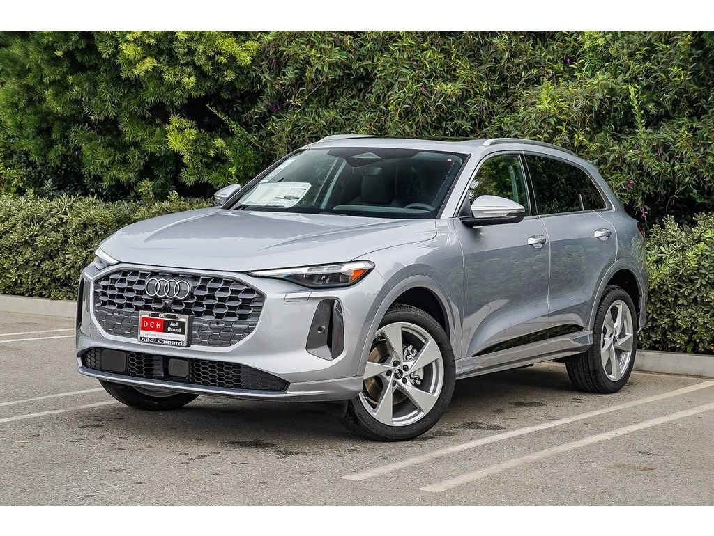 2025 Audi New Q5 Premium Plus's photo