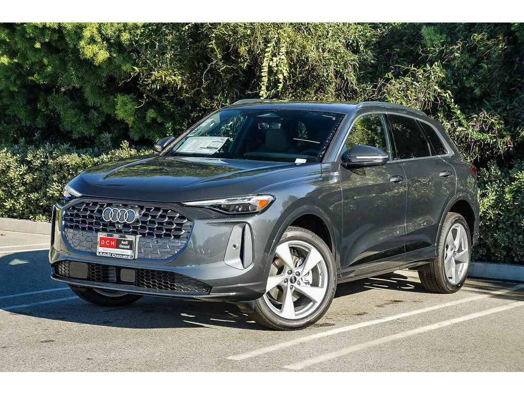 2025 Audi New Q5 Premium Plus's photo