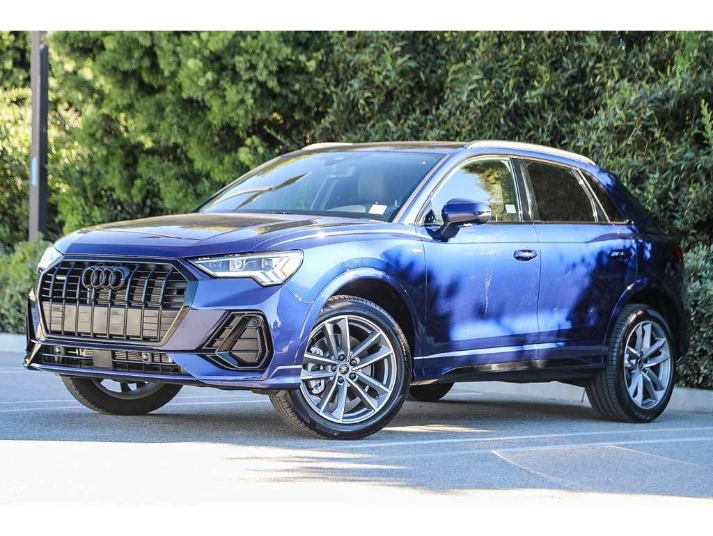 2025 Audi Q3 S Line Premium's photo