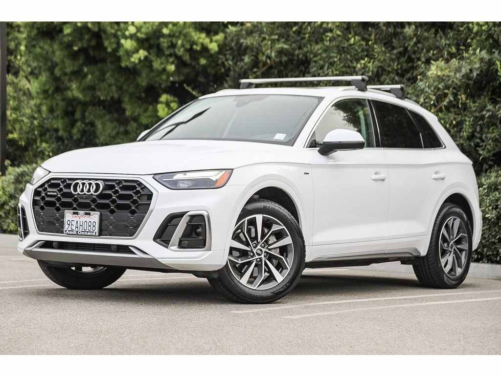 2023 Audi Q5 Premium Plus's photo