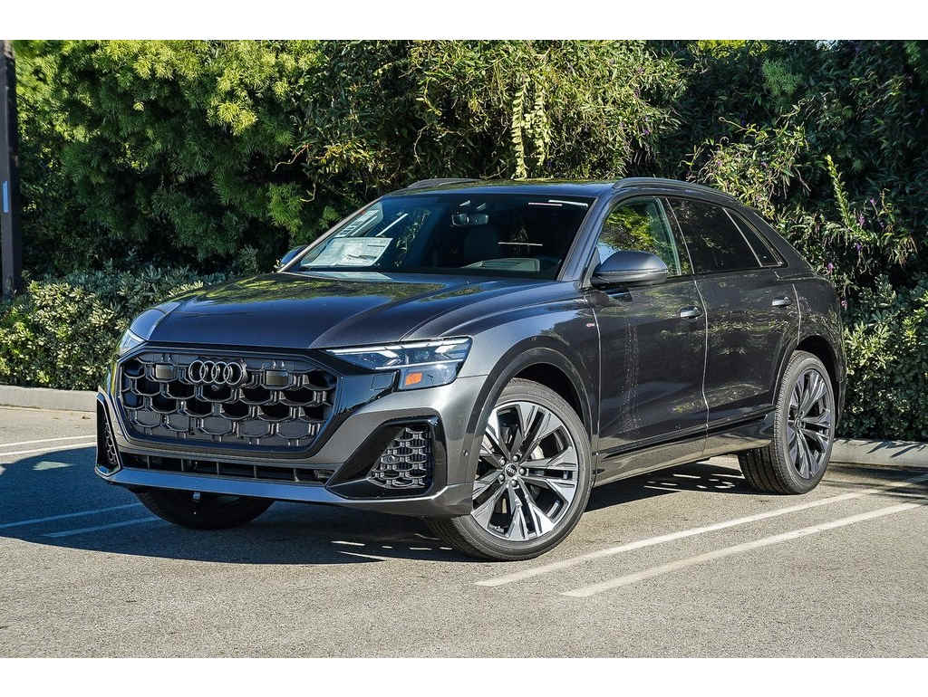 2026 Audi Q8 Prestige's photo