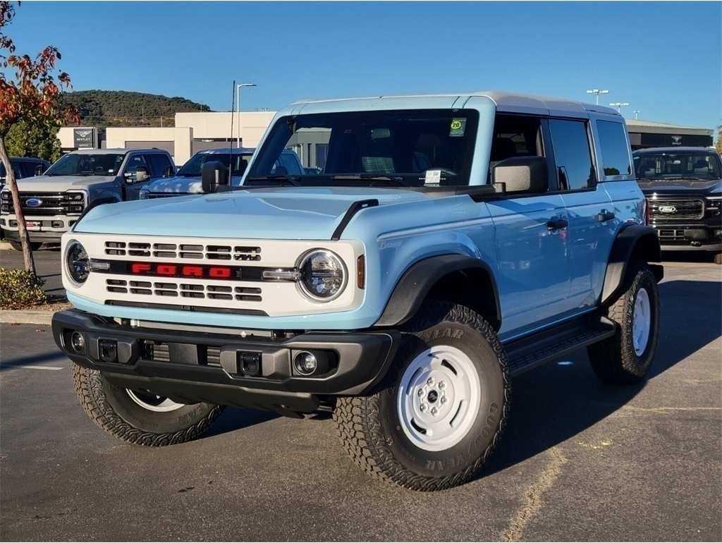 2025 Ford Bronco 4-Door Heritage Editon's photo