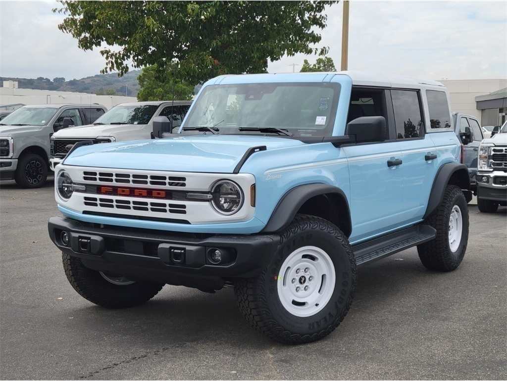 2025 Ford Bronco 4-Door Heritage Editon's photo