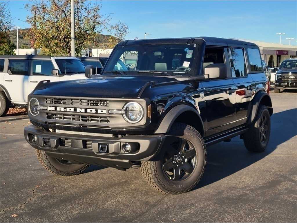 2025 Ford Bronco 4-Door Big Bend's photo