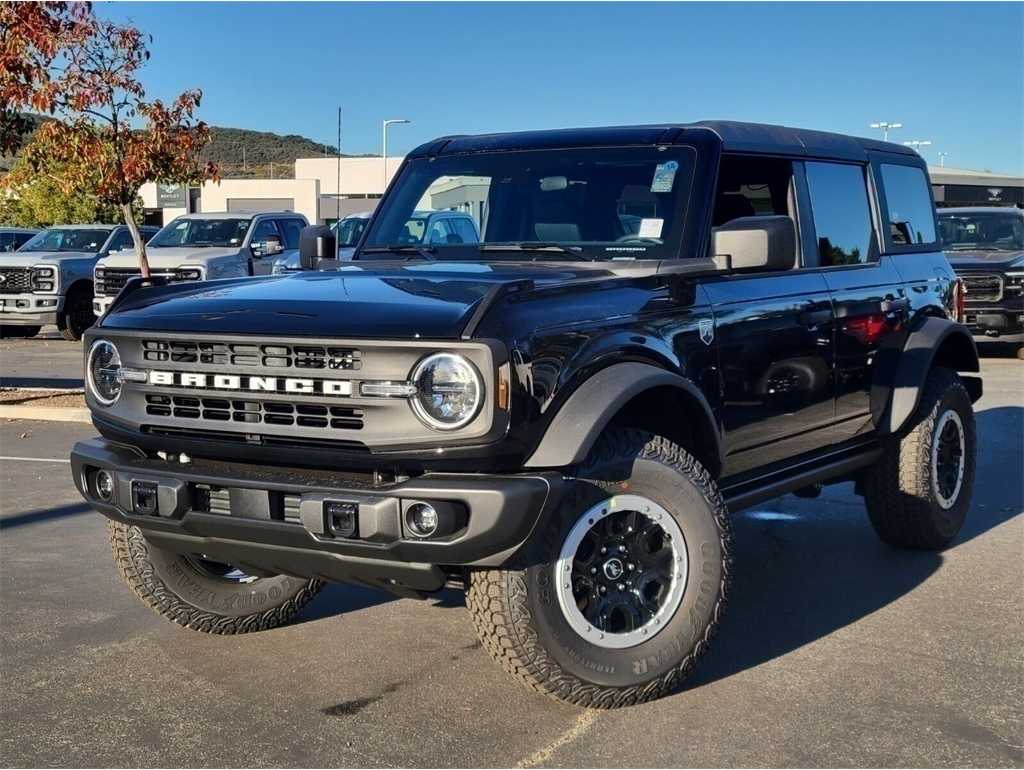 2025 Ford Bronco 4-Door Big Bend's photo