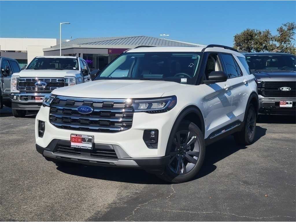 2025 Ford Explorer Active's photo