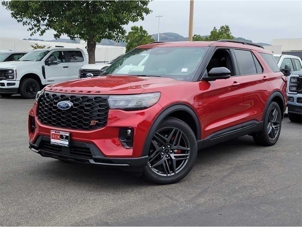 2025 Ford Explorer ST's photo