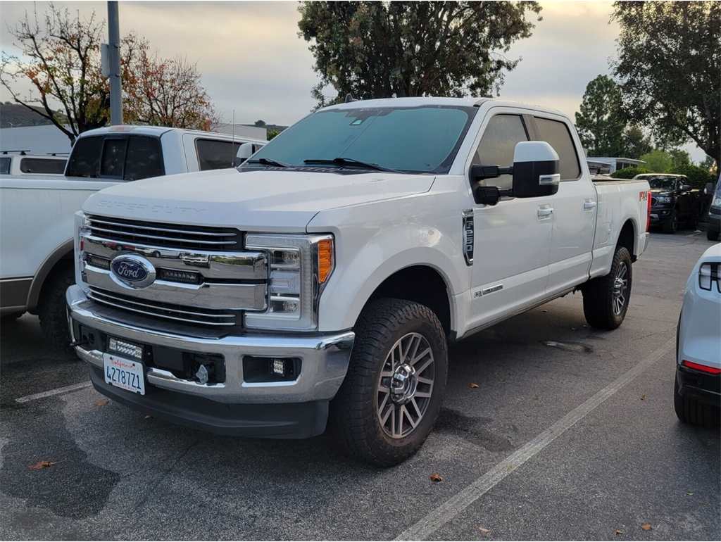 2019 Ford F-250 Super Duty Lariat's photo