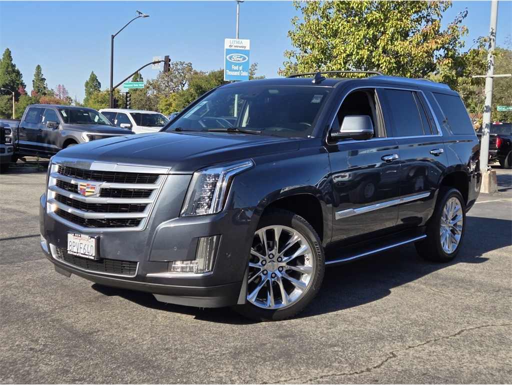 2020 Cadillac Escalade Luxury's photo
