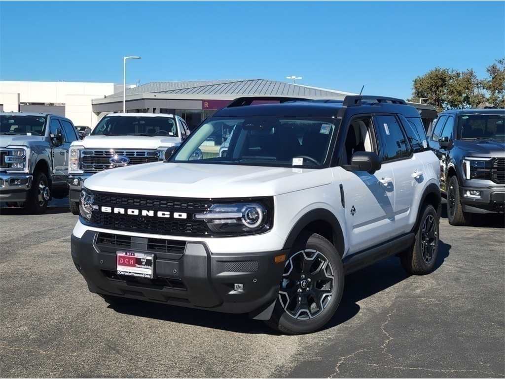 2025 Ford Bronco Sport Outer Banks's photo