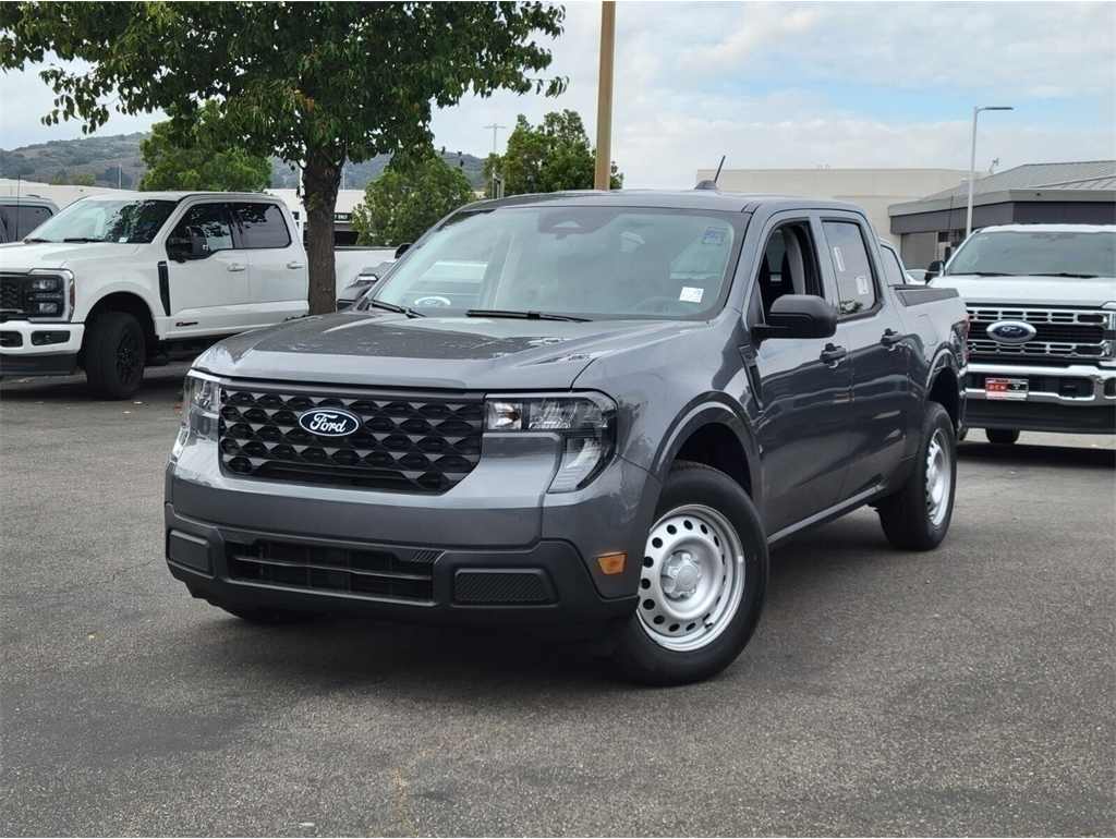 2025 Ford Maverick XL's photo