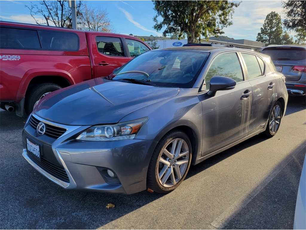 2017 Lexus CT 200h Base's photo