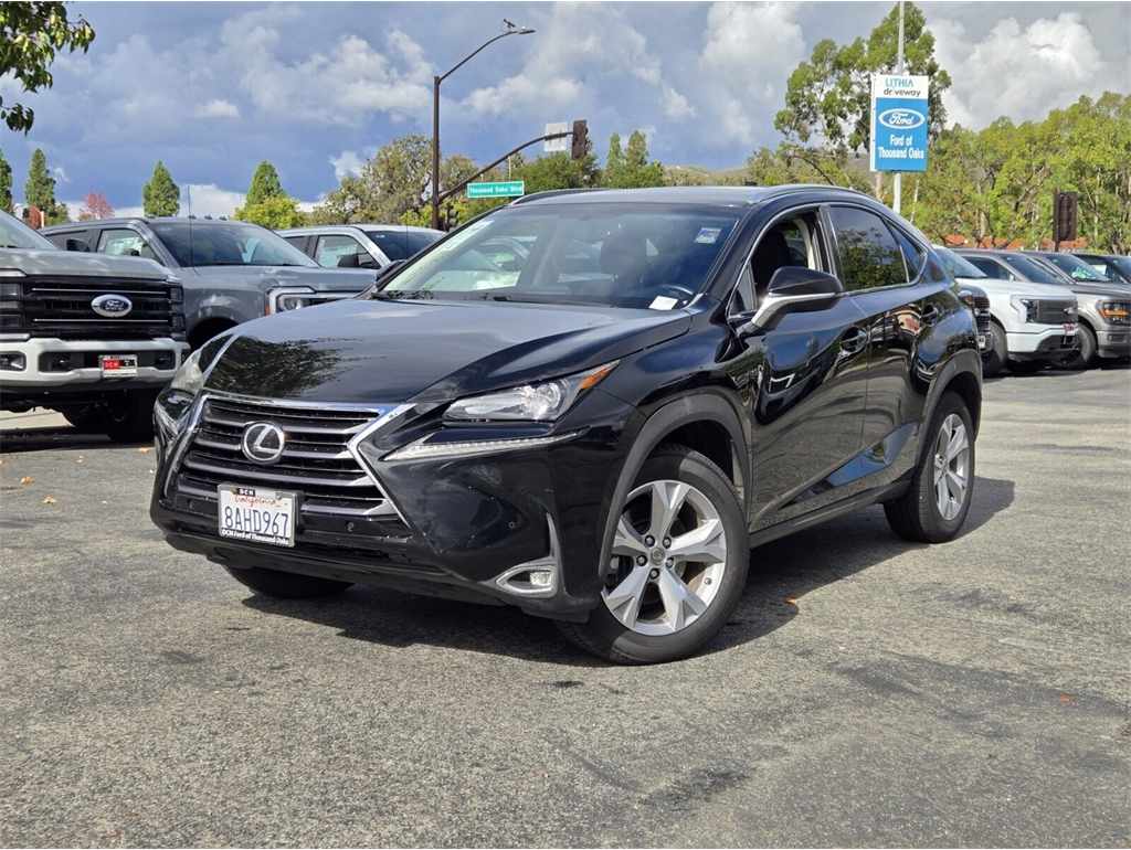 2017 Lexus NX 200t's photo