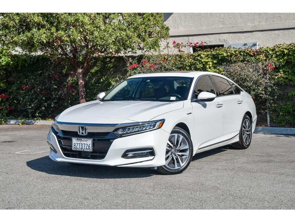 2019 Honda Accord Hybrid Touring's photo