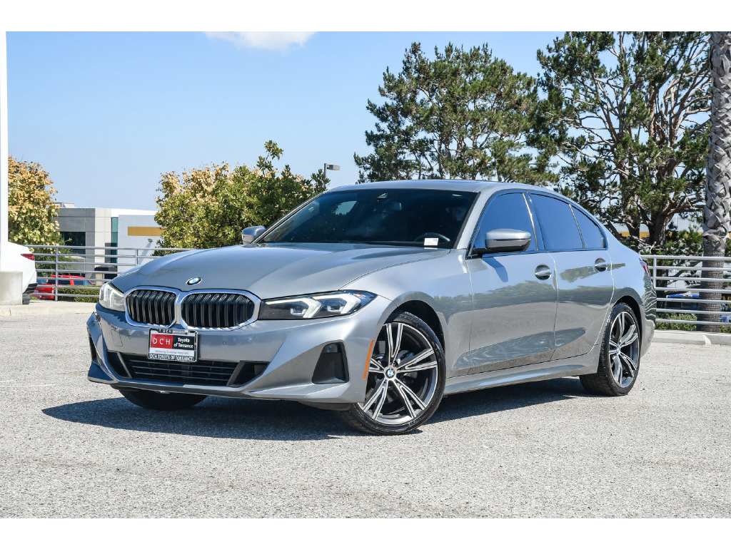 2023 BMW 3 Series 330i