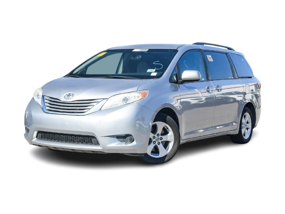 2017 Toyota Sienna LE -
                  Torrance, CA