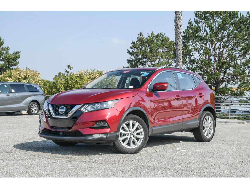 2022 Nissan Rogue Sport SV