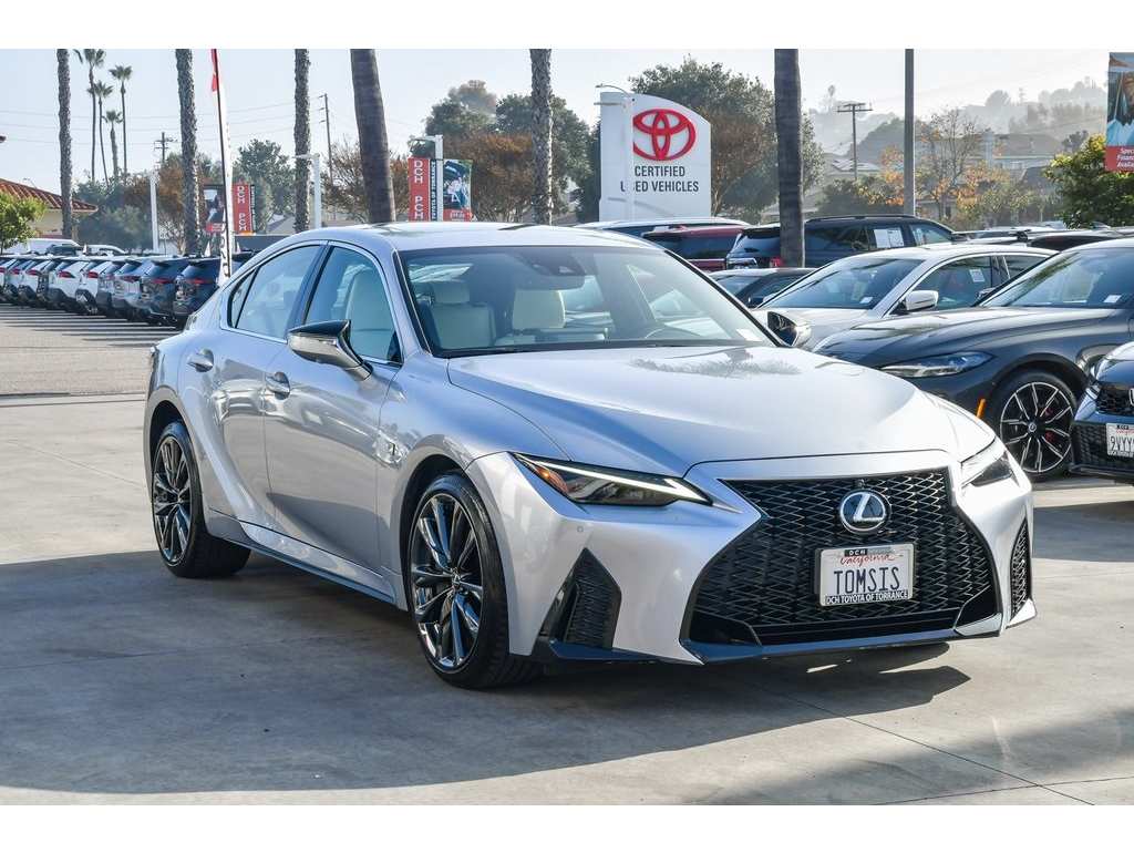 2023 Lexus IS 350 F SPORT's photo