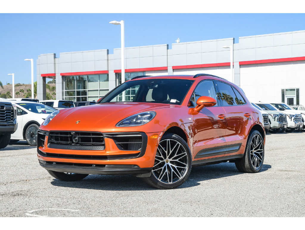 2024 Porsche Macan S