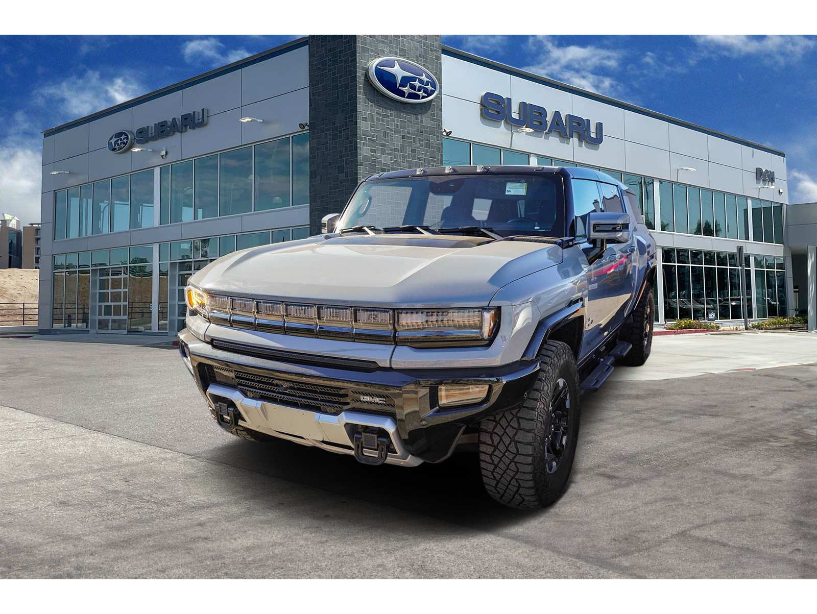 2024 GMC HUMMER EV 2X's photo