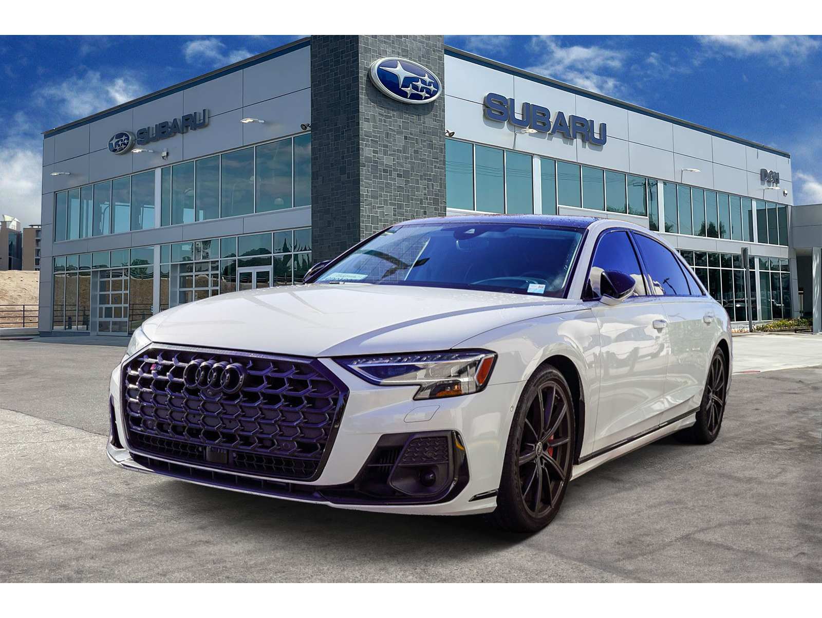 2022 Audi S8 Base's photo