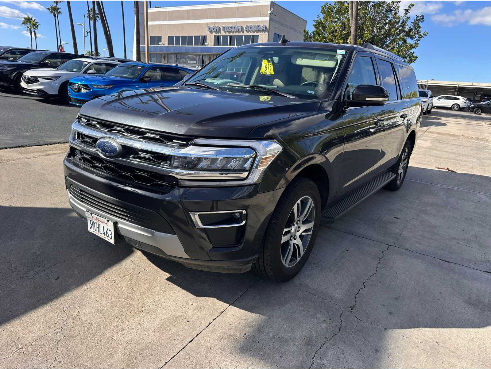 2024 Ford Expedition Limited's photo