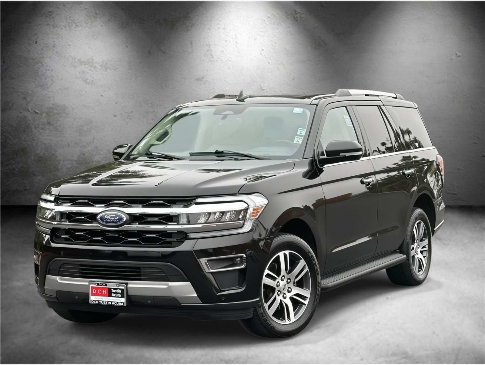 2024 Ford Expedition Limited's photo