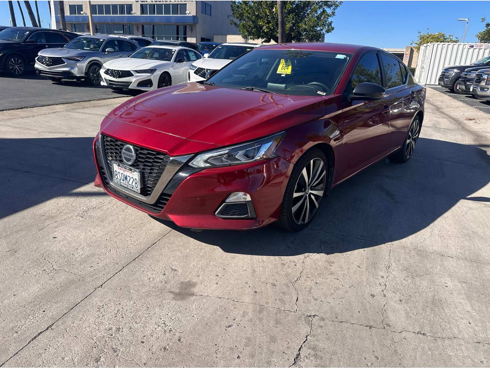2020 Nissan Altima SR's photo