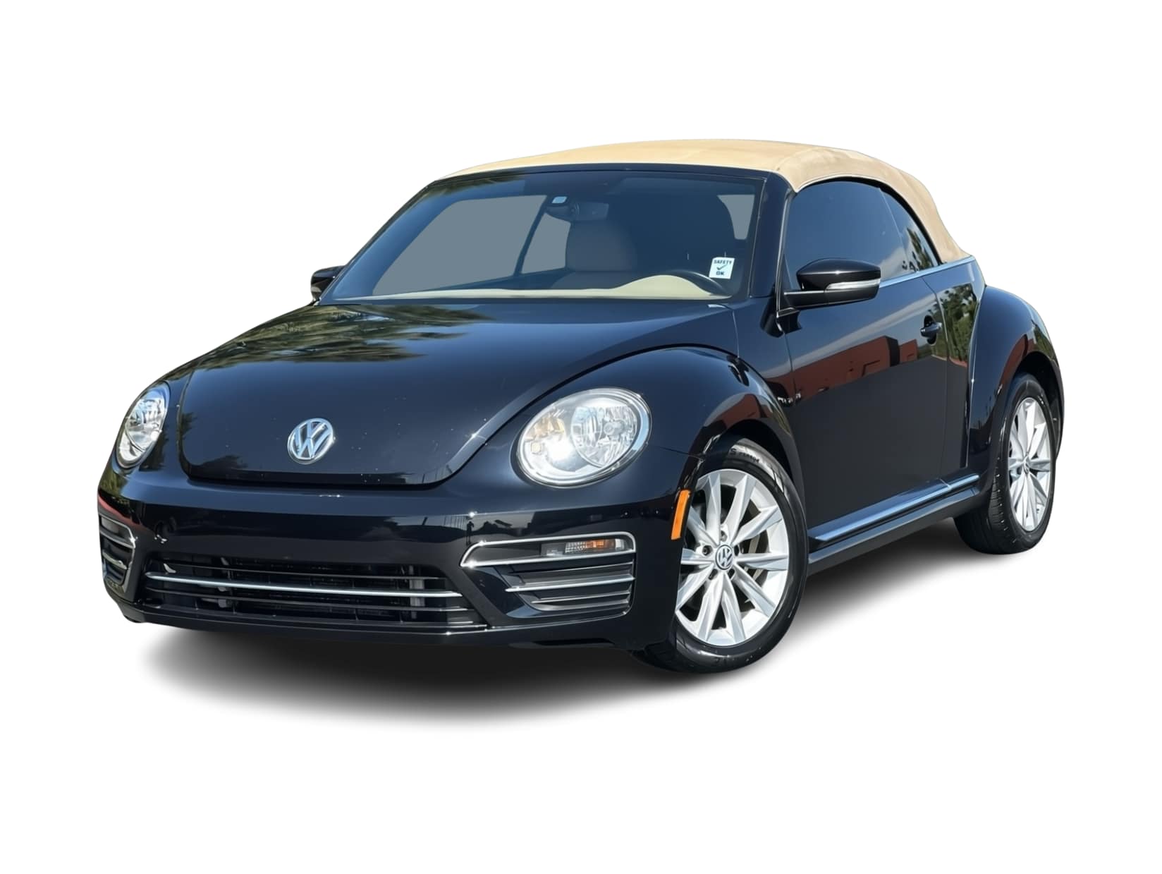 2019 Volkswagen Beetle SE -
                  Tustin, CA