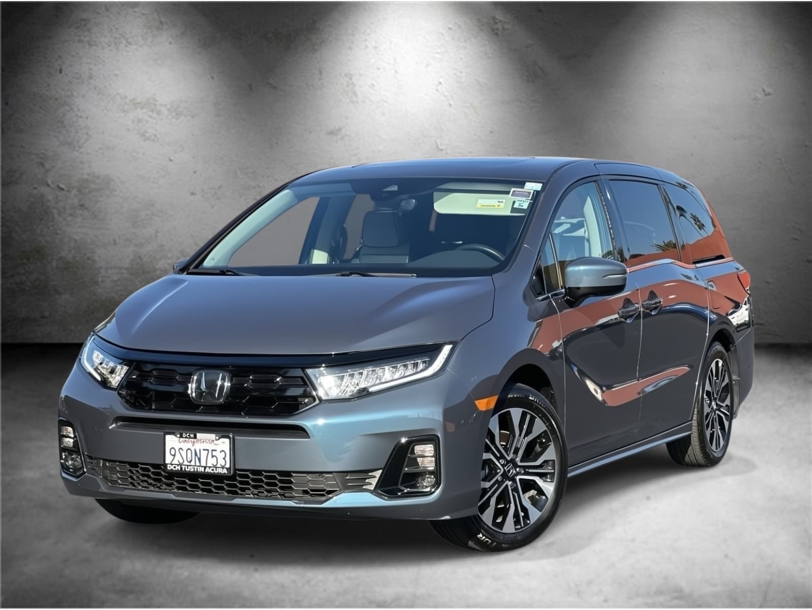 2025 Honda Odyssey Elite's photo