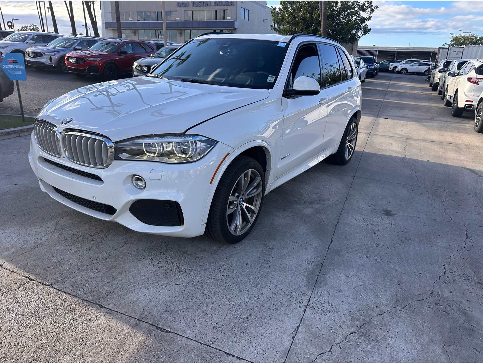 2015 BMW X5 xDrive50i's photo