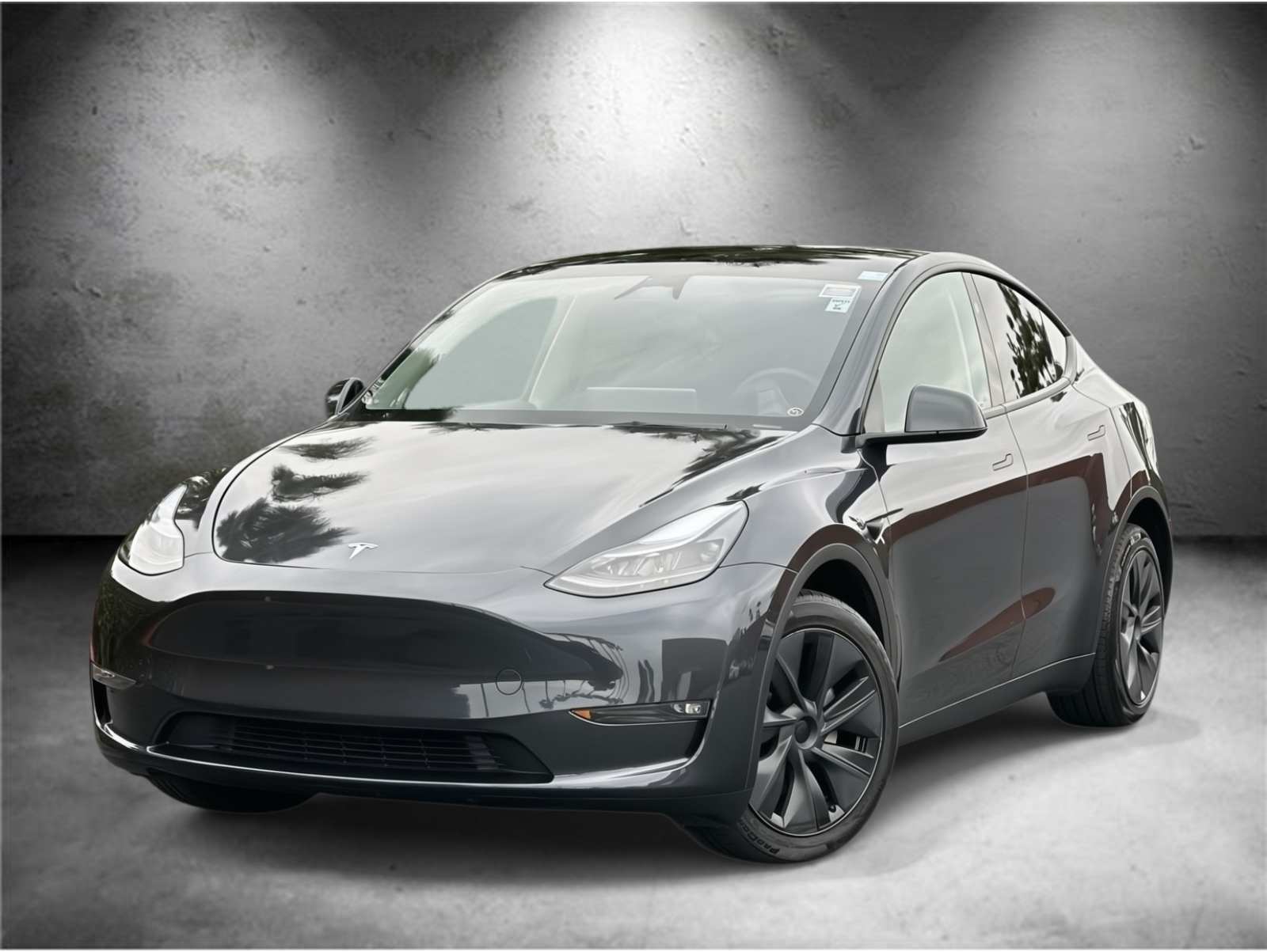 2024 Tesla Model Y Long Range's photo