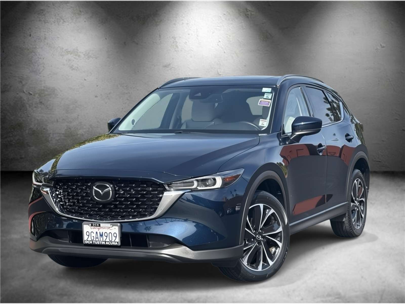 2023 Mazda CX-5 S Premium package