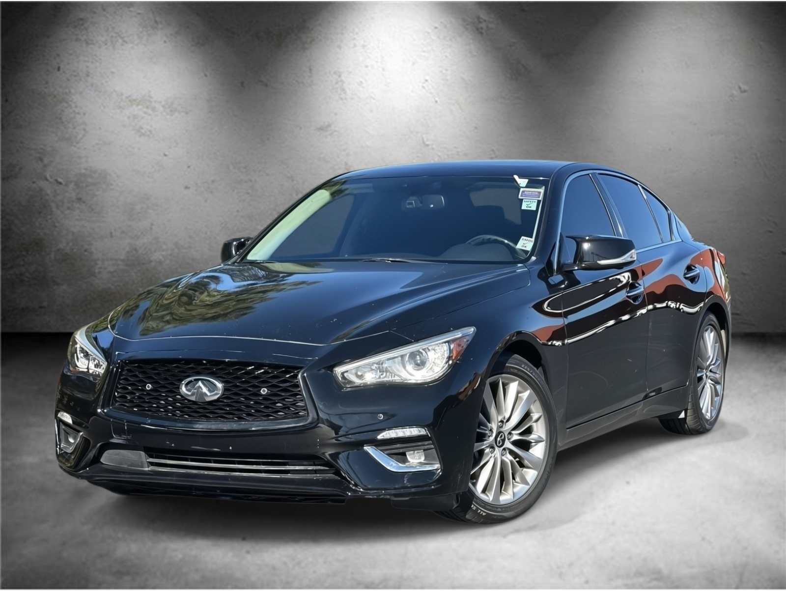 2021 INFINITI Q50 LUXE's photo