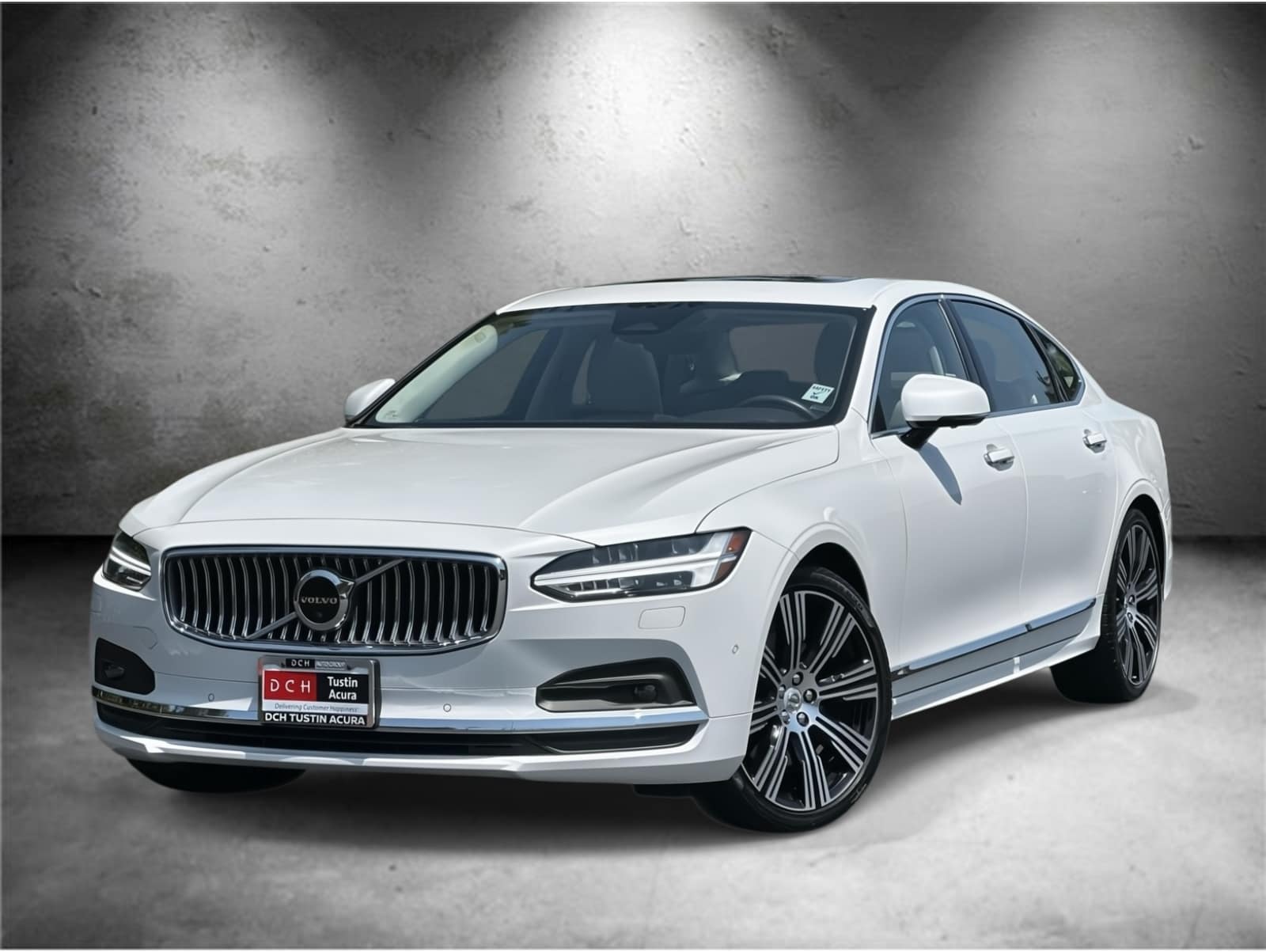 2022 Volvo S90