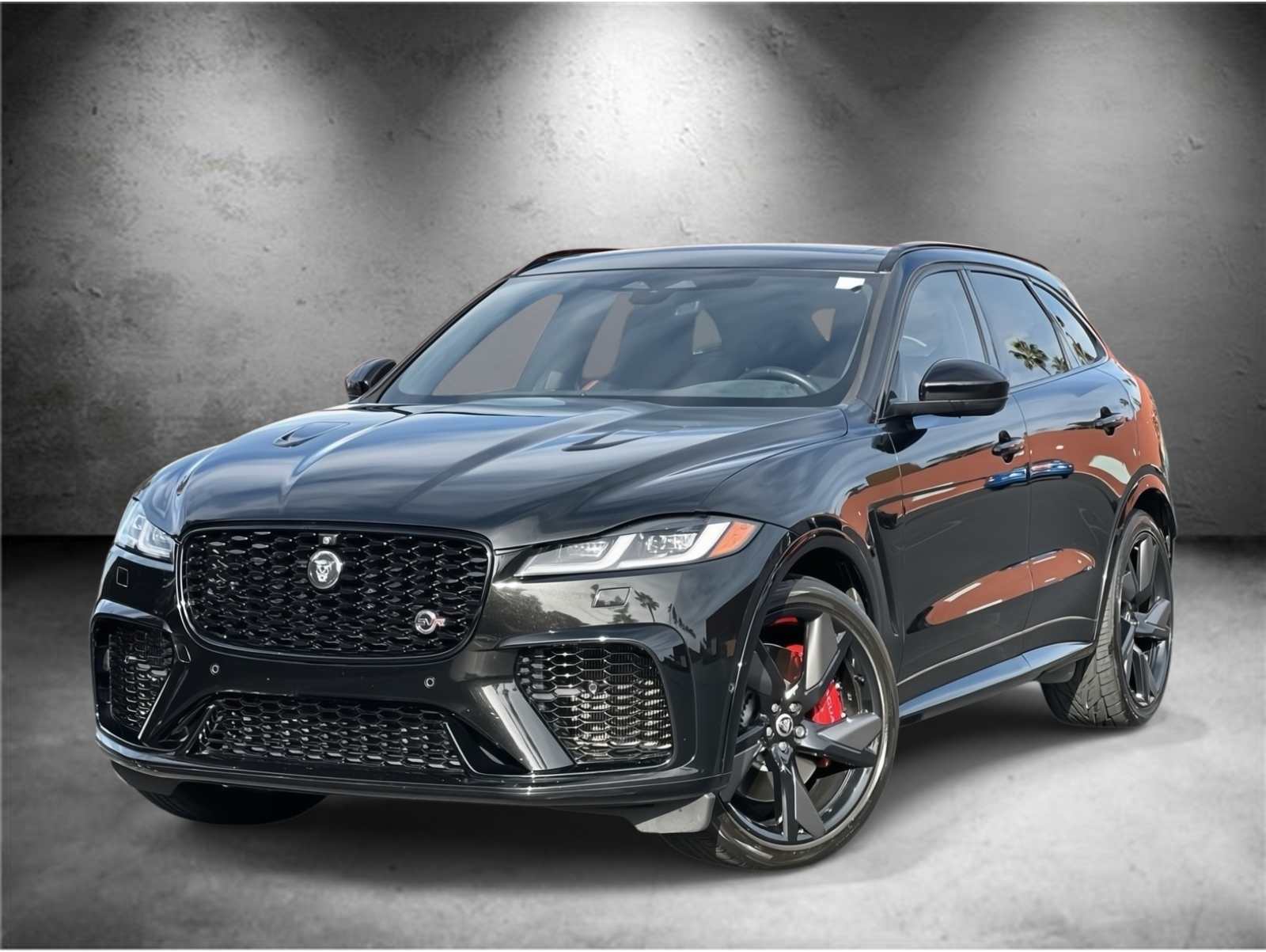 2024 Jaguar F-PACE SVR's photo