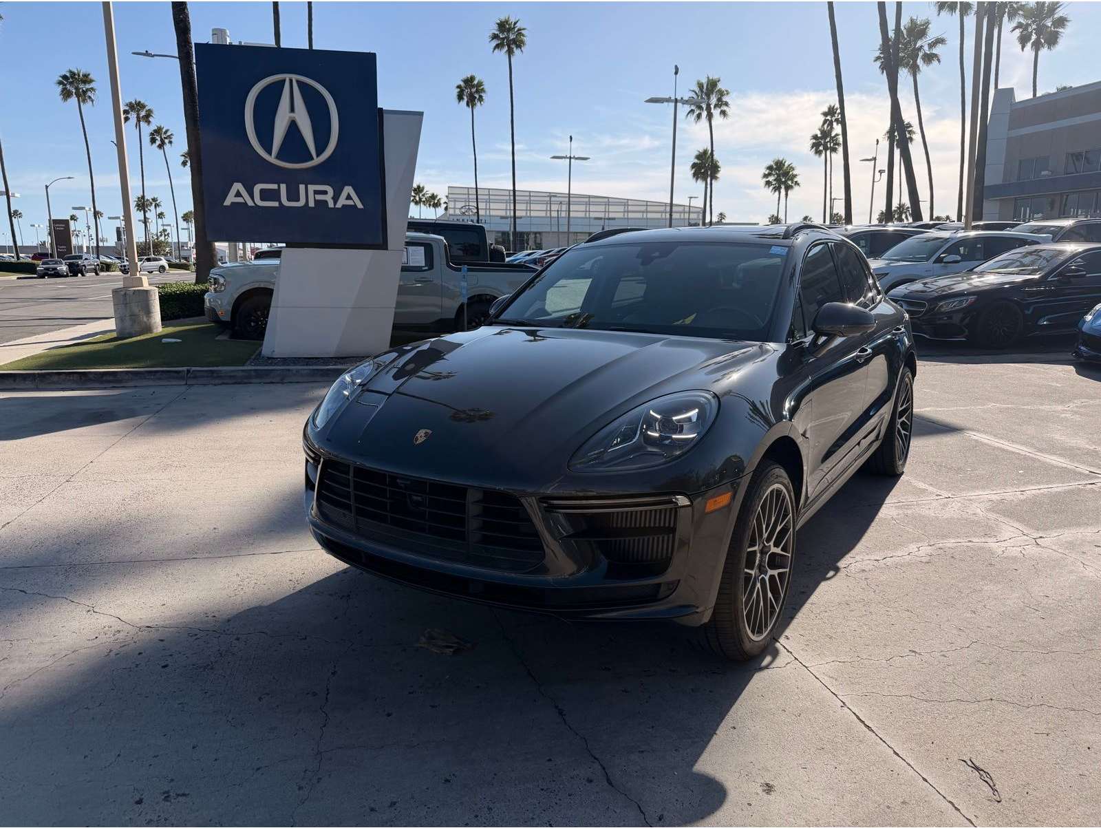 2020 Porsche Macan Turbo
