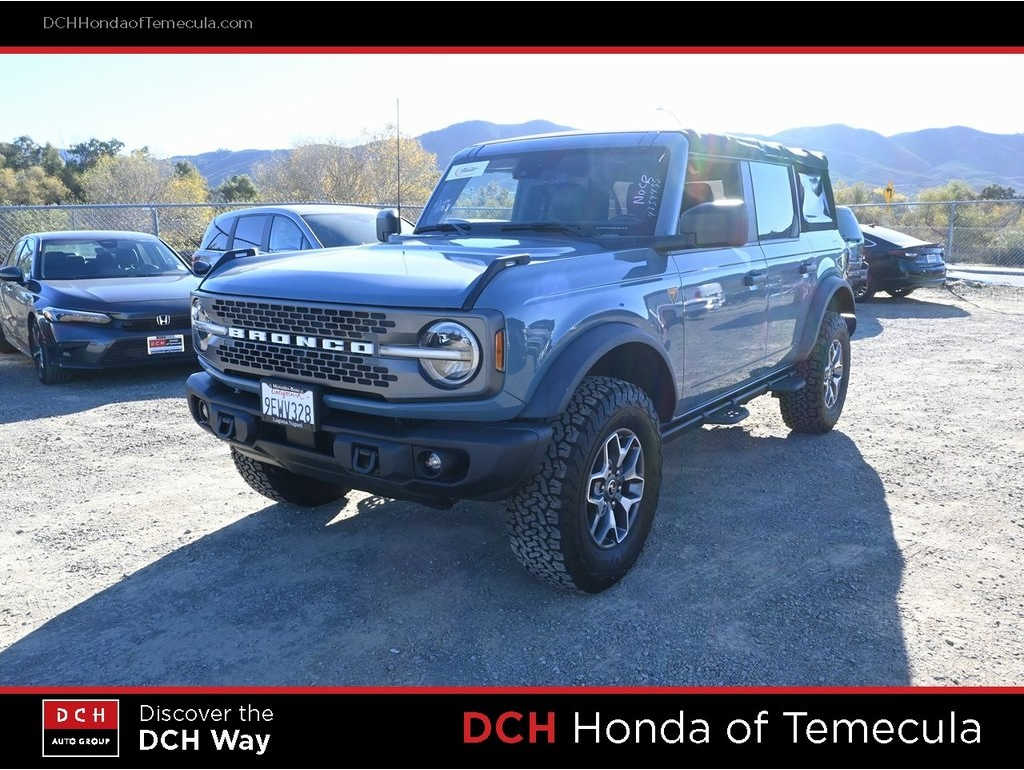 2022 Ford Bronco 4-Door Badlands's photo