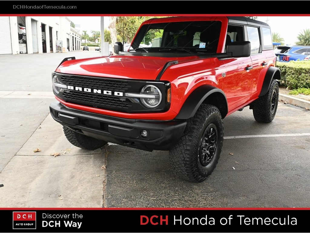 2022 Ford Bronco 4-Door Wildtrak's photo