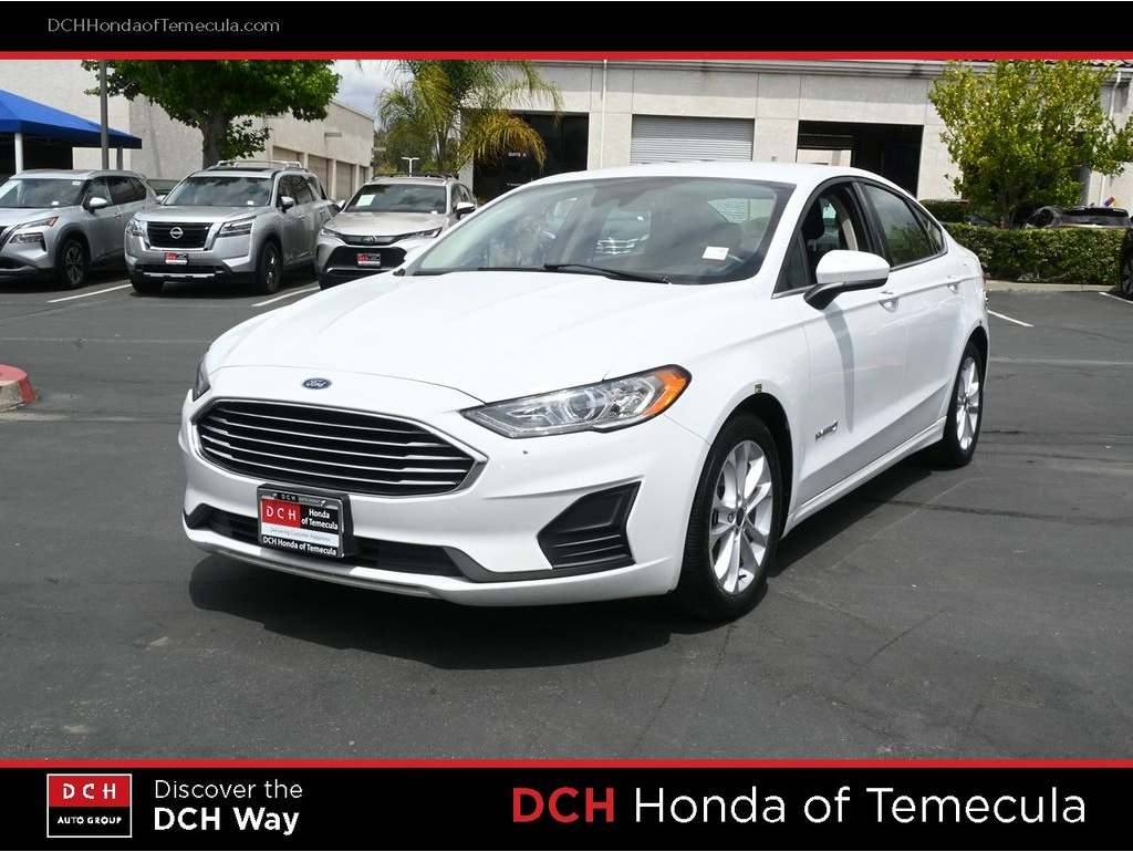 2019 Ford Fusion Hybrid SE