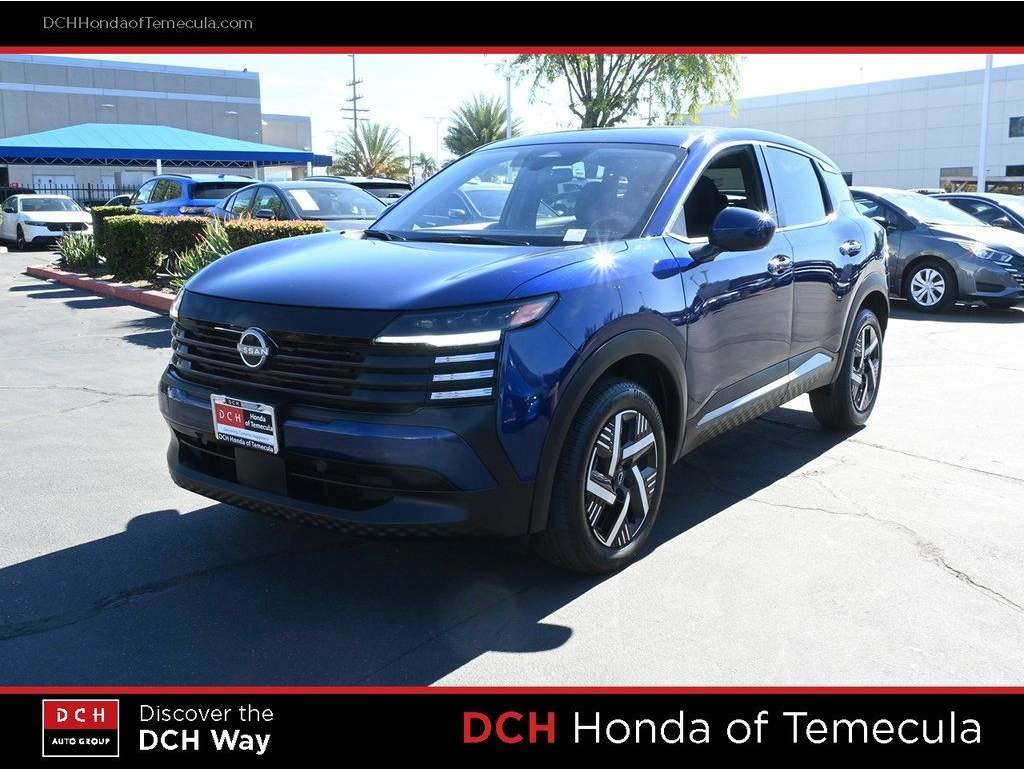 2025 Nissan Kicks SV