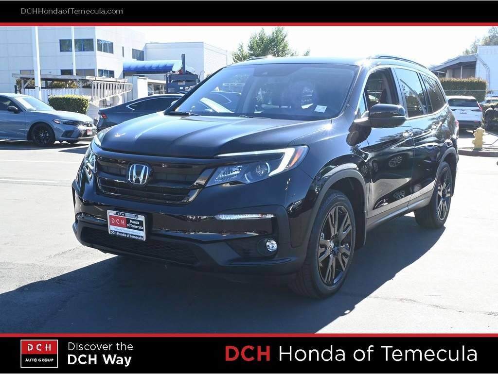 2022 Honda Pilot SE's photo