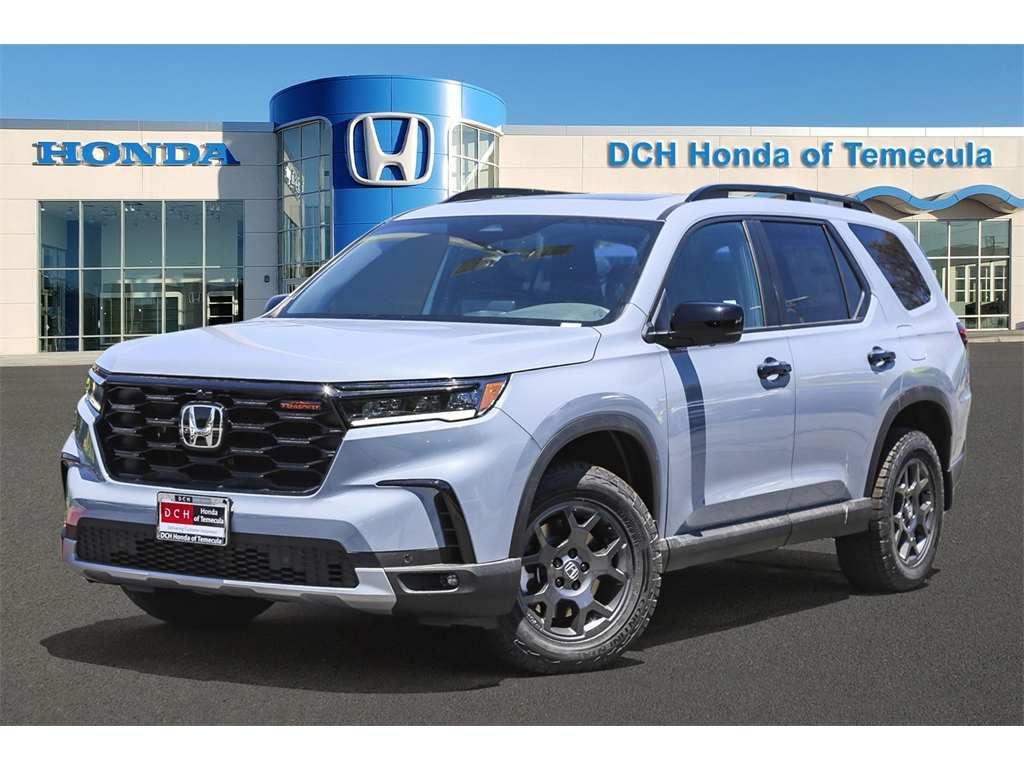 2025 Honda Pilot TrailSport's photo